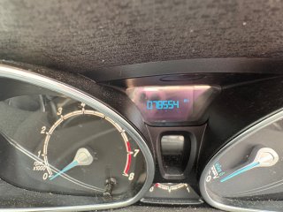 /photos/12957/0439f72b-bc95-24ec-bf94-692193e4f66c_i320x240.jpg