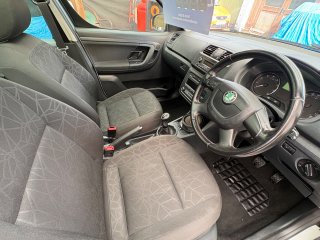 /photos/12957/ef376d92-6345-02e9-1d2d-210b25be2038_i320x240.jpg